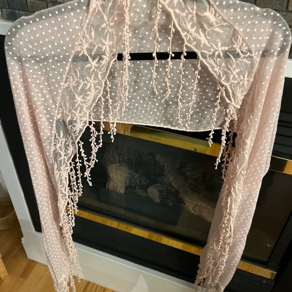 Polka dotted lace scarf - Picture 1 of 2